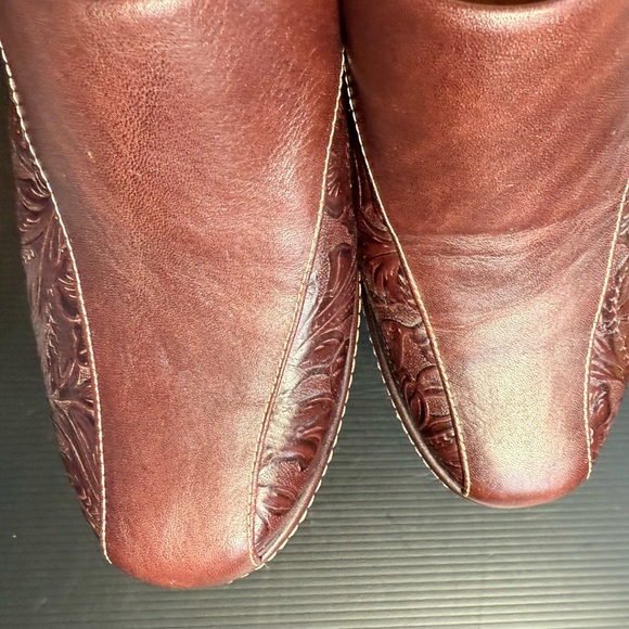SOFFT WOMENS DARK BROWN MAROON MULES TOOLED LEATHER UPPER SIZE 8 M - Picture 14 of 14